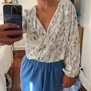 ASTR semi-cropped blouse